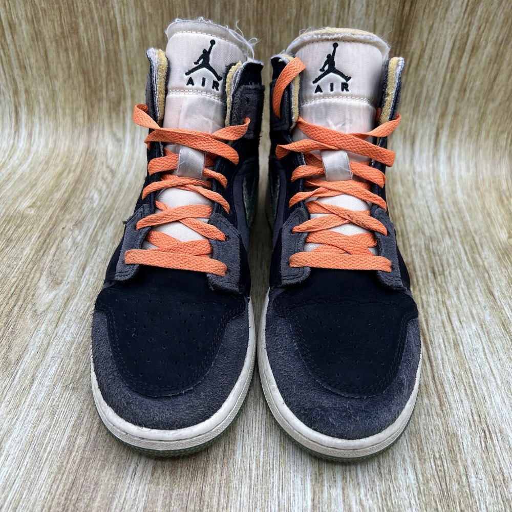 Nike Air Jordan 1 Mid SE Women's Size 7 Craft Anthracite Light Olive FD5847-003 - Picture 2 of 10